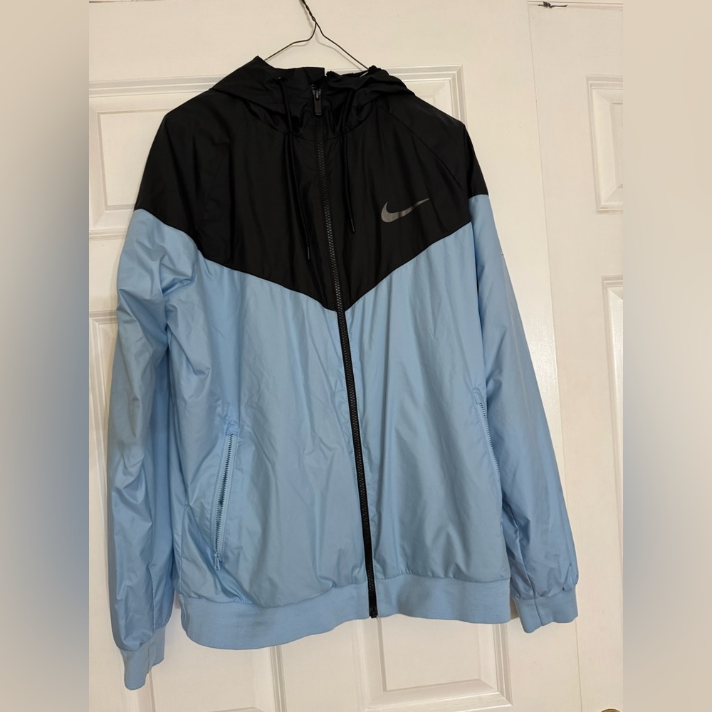 Nike Chicago Marathon 2016 Men's Black and Light Blue Windbreaker